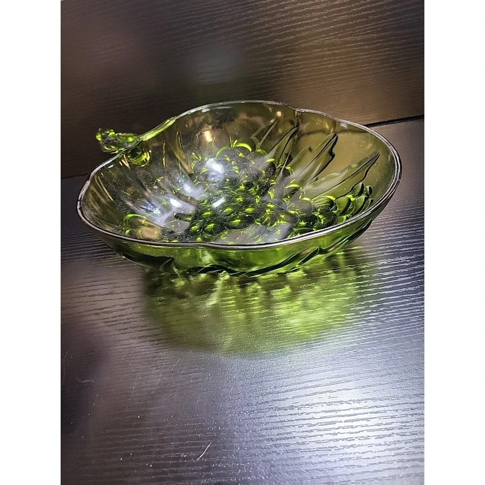 Vintage Indian Glass‎ Fruit Bowl Green Iridescent